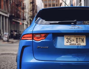 2019–21 Jaguar F-Pace SVR [North America] '2018–21