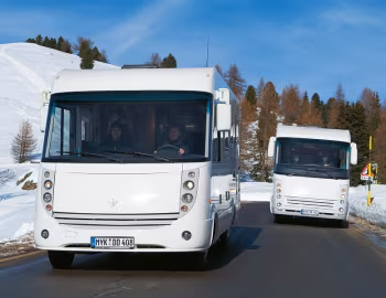 Niesmann + Bischoff Arto (III) & Flair (IV)