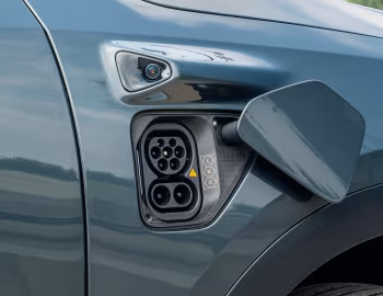 NIO EL8 [EU-spec] '2024–н.в.
