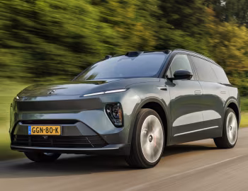 NIO EL8 [EU-spec] '2024–pr.