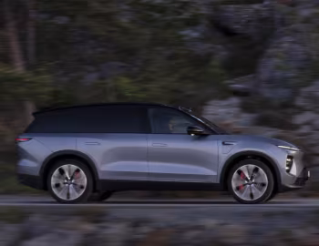 NIO EL8 [EU-spec] '2024–н.в.