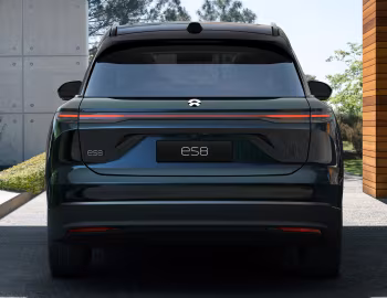 NIO ES8 '2023–25