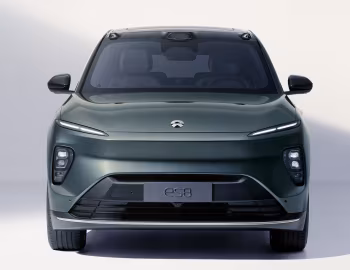 NIO ES8 '2023–25