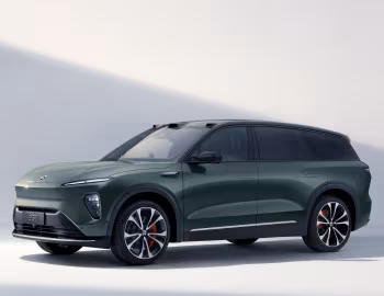 NIO ES8 '2023–25