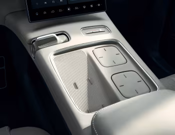 Интерьер NIO ES8 '2023–25