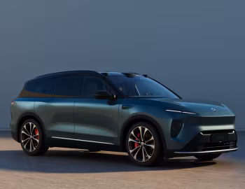 NIO ES8 '2023–25