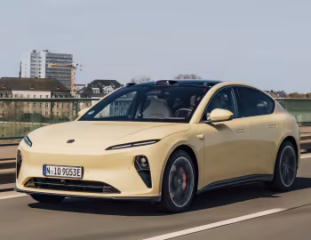 NIO ET5 [EU-spec] '2023–н.в.