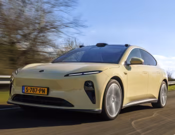 NIO ET5 [EU-spec] '2023–pr.