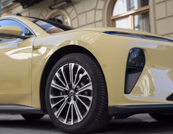 NIO ET5 [EU-spec] '2023–pr.
