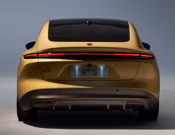 NIO ET5 [China] '2022–н.в.
