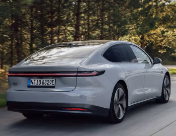 NIO ET7 [EU-spec] '2022–н.в.