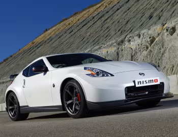 Nissan 370Z Nismo [UK-spec] (Z34) '2013–14
