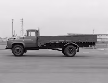 Nissan 681 flatbed '1959–69