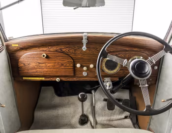 Panneau avant Nissan 70 '1937–39