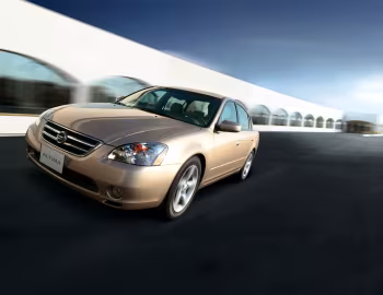 2002–04 Nissan Altima [North America] (L31) '08.2001–04