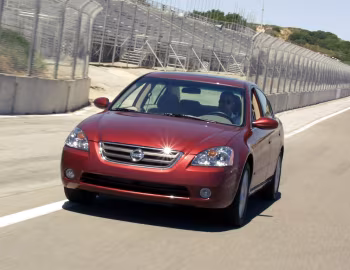 2002–04 Nissan Altima [North America] (L31) '08.2001–04
