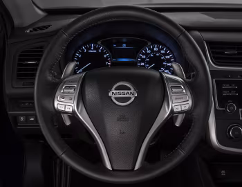 Front Panel 2016–18 Nissan Altima SR [North America] (L33) '2015–18