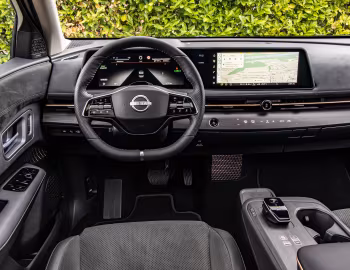 Передня панель Nissan Ariya [EU-spec] '2026