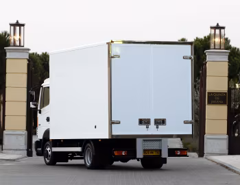 Nissan Atleon '2004–13