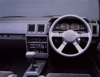 Front panel Nissan Auster Xi British [Japan] (E-PT12) '02–12.1987