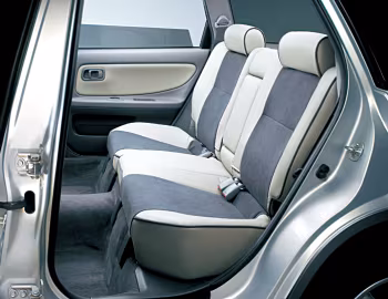 Интерьер Nissan Avenir 2.0 Blastar [Japan] (GF-PW11) '10.2000–08.2002
