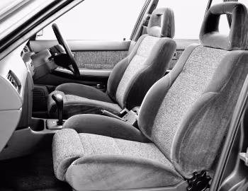 内饰 Nissan Bluebird Aussie (HAU12) '05–09.1991