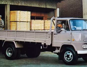 Nissan C80 '1966–76