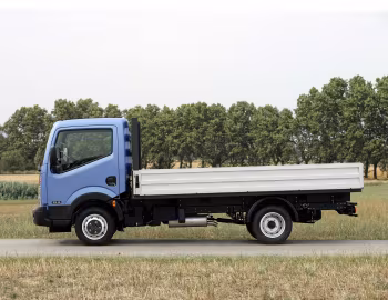 Nissan Cabstar '2006–14
