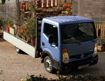 Nissan Cabstar '2006–14