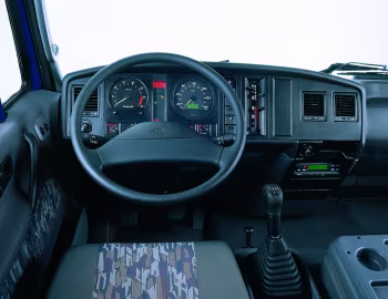 Front panel Nissan Cabstar E 120 [LHD] '1998–2006