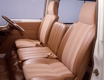 Interior Nissan Caravan Microbus GL (E23) '1980–86