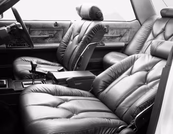 内饰 Nissan Cedric 4-door Hardtop V30E Brougham VIP (Y30) '01–05.1984