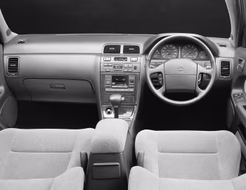 中控台 Nissan Cefiro (A32) '08.1994–02.1997