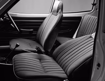 Interior Nissan Cherry F-II Van Super DX (F10) '02.1977–11.1978