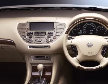 Front Panel Nissan Cima 450XV [Japan] (CBA-GF50) '02.2008–08.2010