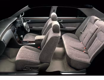 Интерьер Nissan Cima (Y33) '06.1996–01.2001
