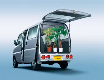 Nissan Clipper DX [Japan] (U71V/U72V) '10.2003–11.2005