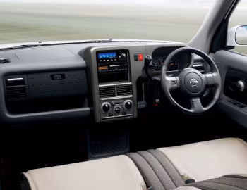 Front panel Nissan Cube (Z11) '10.2002–05.2005