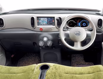 Передня панель Nissan Cube "Komorebi Green Selection" (Z12) '2011