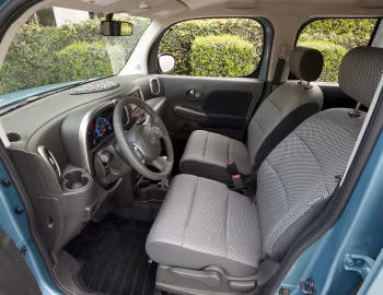 Interior 2009–11 Nissan Cube "Krom" [North America] (Z12) '2009–11