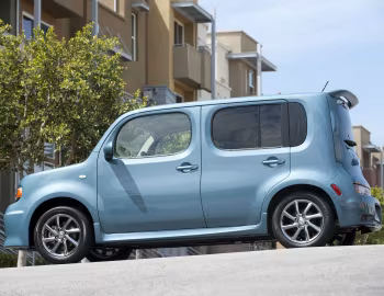 2009–11 Nissan Cube "Krom" [North America] (Z12) '2009–11