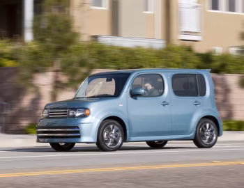 2009–11 Nissan Cube "Krom" [North America] (Z12) '2009–11