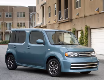 2009–11 Nissan Cube "Krom" [North America] (Z12) '2009–11