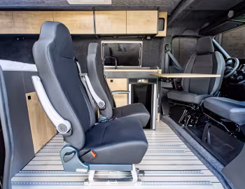 Інтэр'ер Eifelland Nissan Interstar-e Relax '2026