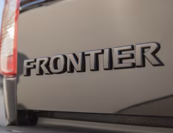 2018–21 Nissan Frontier SV "Midnight Edition" Crew Cab [North America] (D40) '2017–21