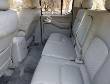 Interior 2005–08 Nissan Frontier Crew Cab [North America] (D40) '2004–08