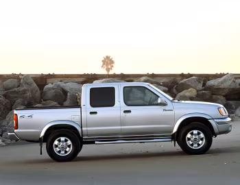 2001 Nissan Frontier Crew Cab (D22) '2000–01