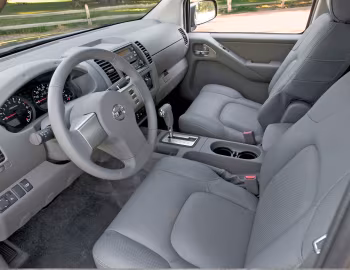 Interior 2005–08 Nissan Frontier Crew Cab [North America] (D40) '2004–08