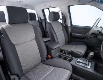Інтер'єр Nissan Frontier Crew Cab [Brazil] (D40) '2012–17