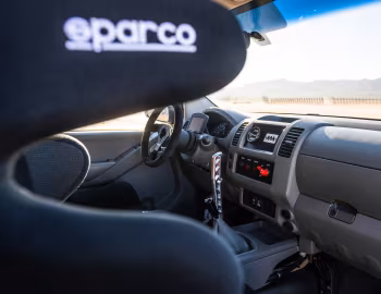 Интерьер Nissan Frontier Desert Runner (D40) '11.2019